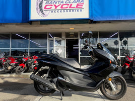 2013 Honda PCX150 scooter ...click on image to view video!